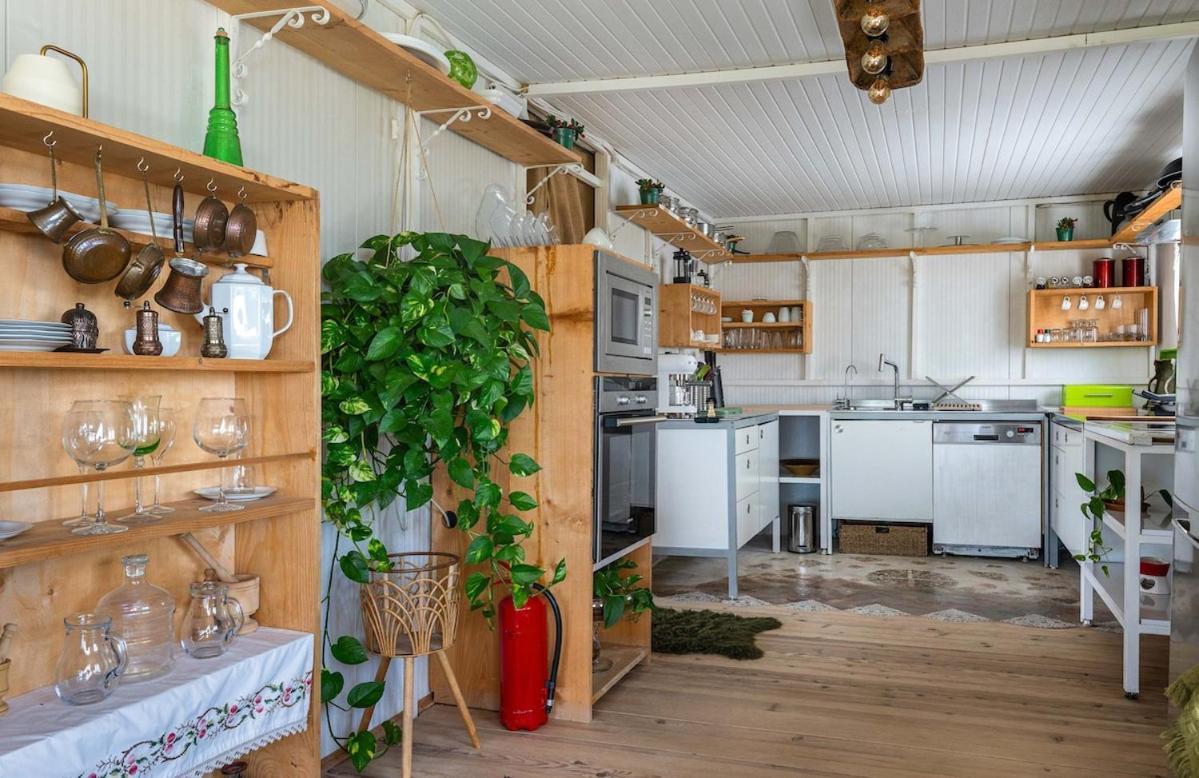 Teos Retreat Houses-passiflora Holiday home