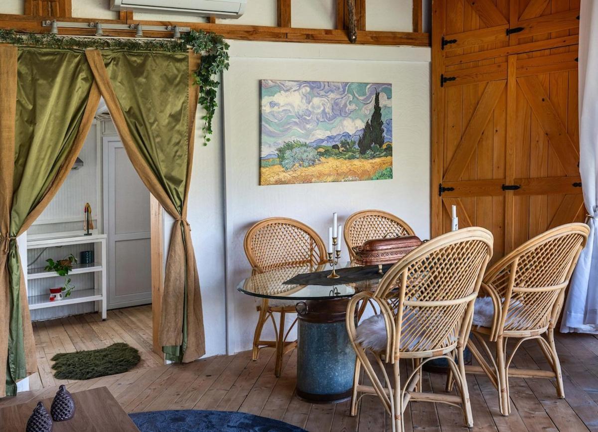 Teos Retreat Houses-passiflora Holiday home *